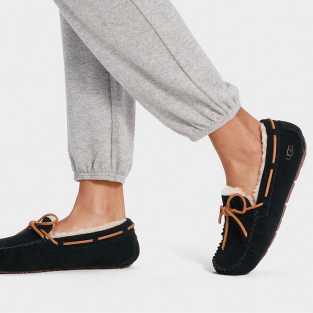 Ugg black Dakota slippers 8